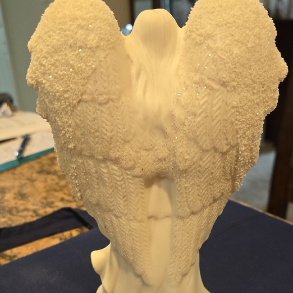 IAC International Pink and White Angel Accent Decor - Picture 8 of 15